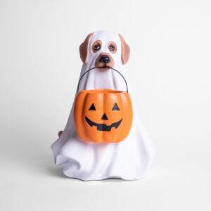 Perro Fantasma con Calabaza  30 x 22 x 20 cms. en Resina
